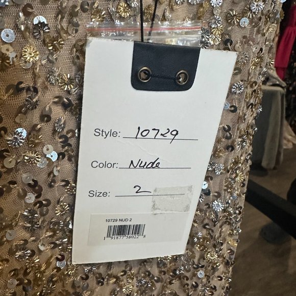 Mac Duggal Size 2 Sequin One Shoulder Gown Gold Silver High Slit Dress 10729 - Picture 4 of 9